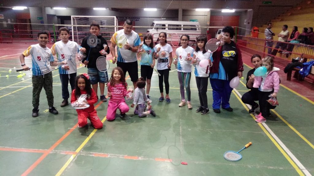 treinamento-professor-carlos-badminton-itaqua-2